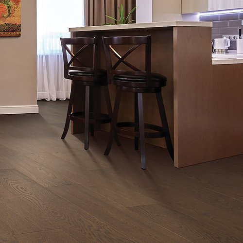 The Ojai, CA area’s best hardwood flooring store is Chisum's Floor Covering