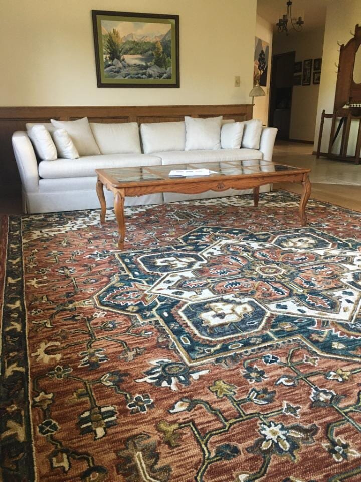 Stylish loloi Victoria rust Ivory area rugs in Oak View, CA from Chisum's Floor Covering